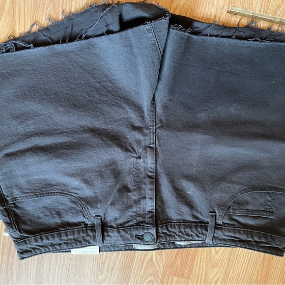 NWT Universal Threads Shorts - Picture 11 of 11